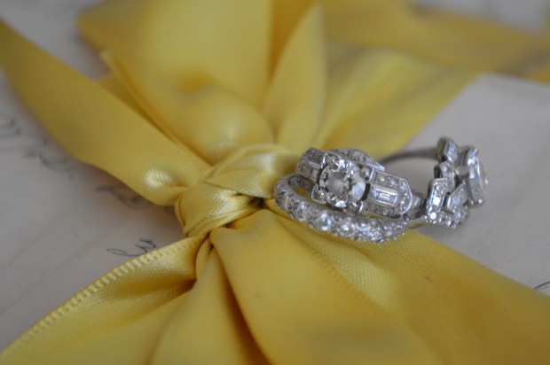 I sell antique Jewelry on OLA.com