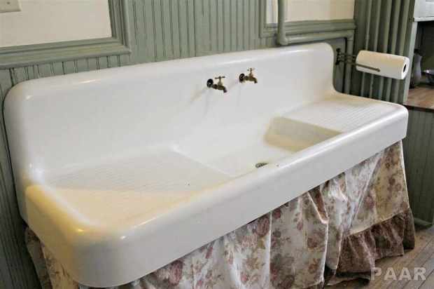 antique.sink