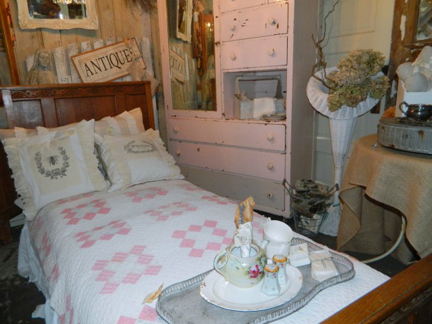 colby.cottage.antiques.oregon