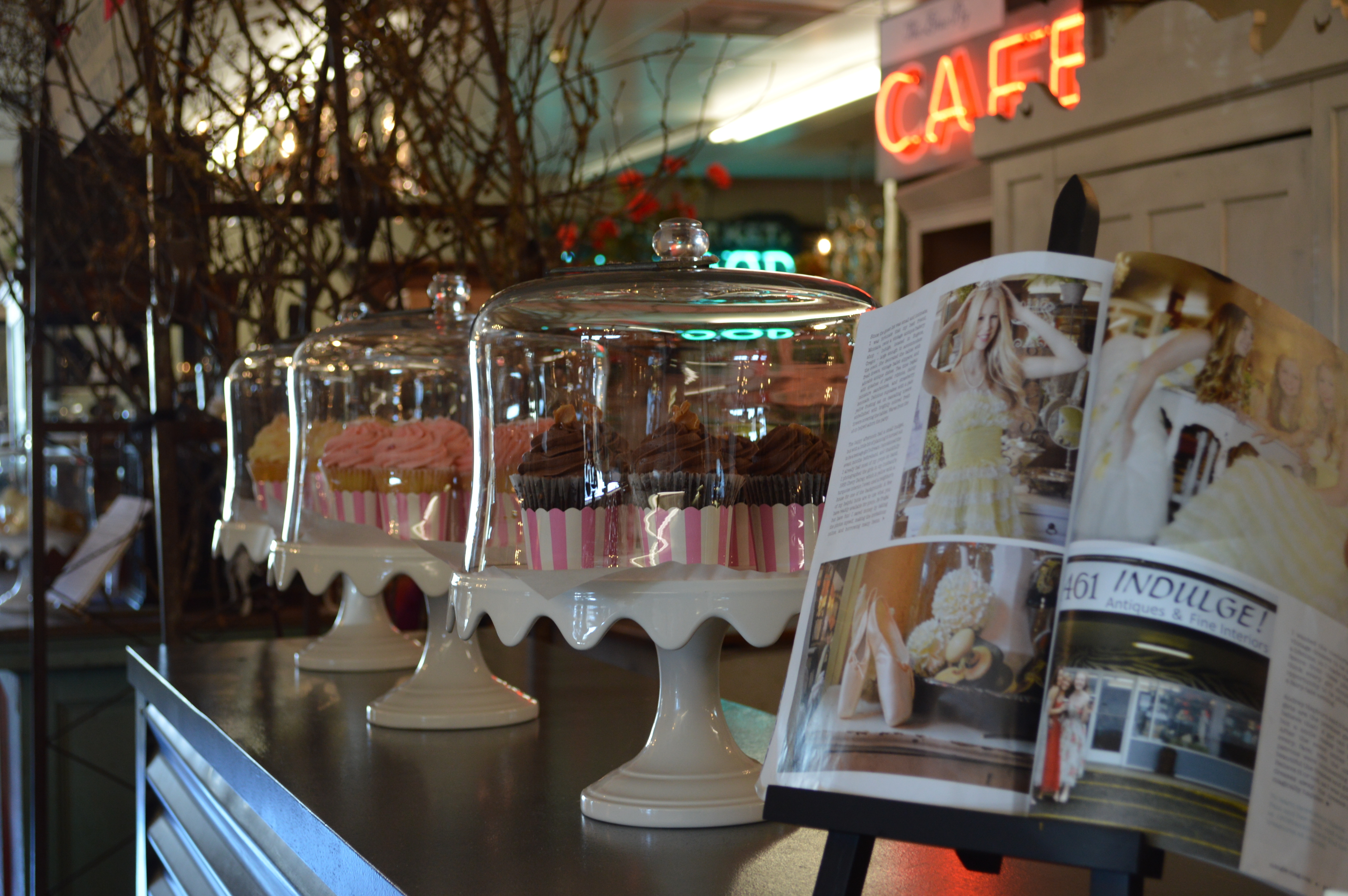 Indulge.Antiques.1909Ventilo