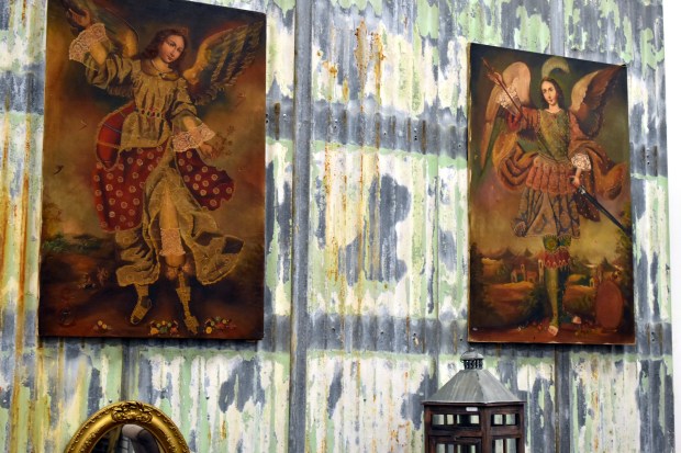 indulge.antiques.montana